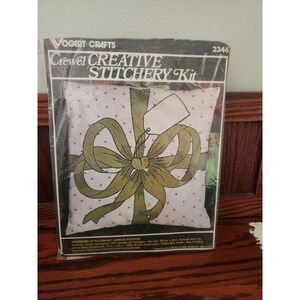 Vintage Vogart Crafts Crewel Creative Stitchery Kit 2346 Unassembled Pillow Kit